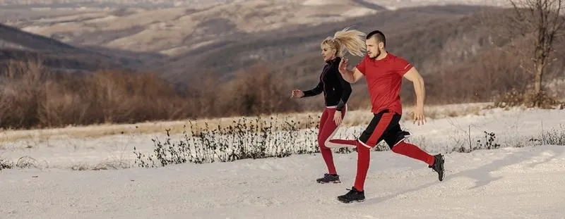 Czy jeść przed porannym bieganiem? Oto co powinieneś wiedzieć!