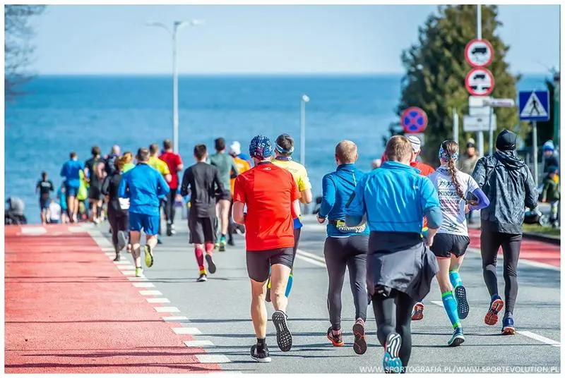 Najlepsze miejsca do biegania w Gdyni – odkryj swoje nowe trasy