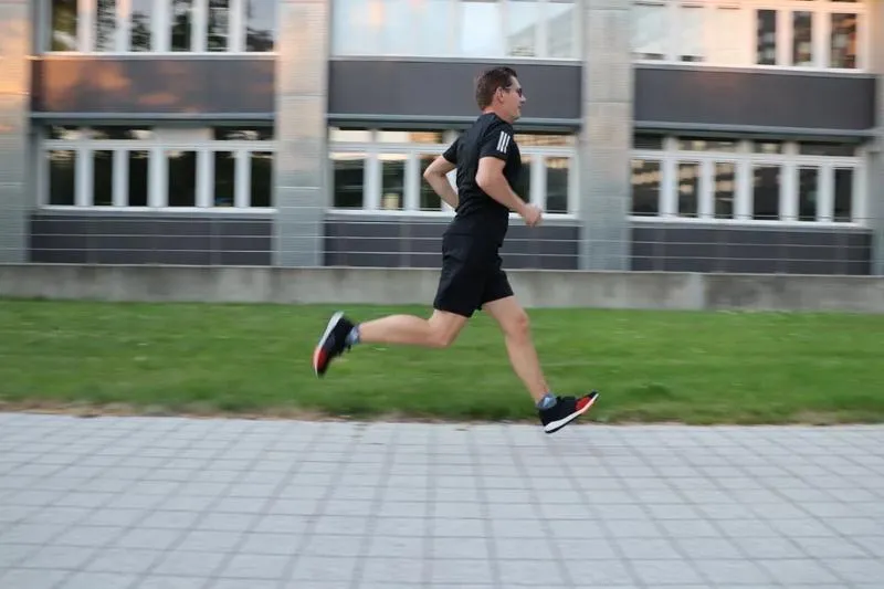 Odkryj, jak wyznaczyć idealną trasę do biegania w swoim mieście