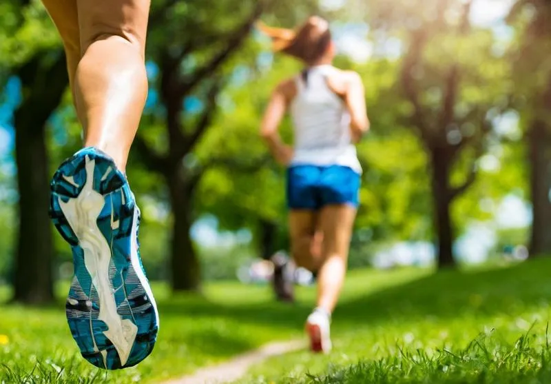 Łączenie biegania z siłownią